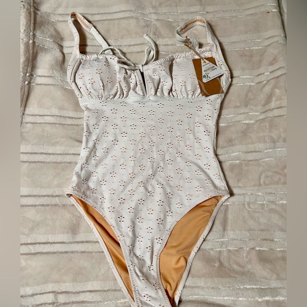 NWT Berlook Floral Cutout One-Piece Swimsuit